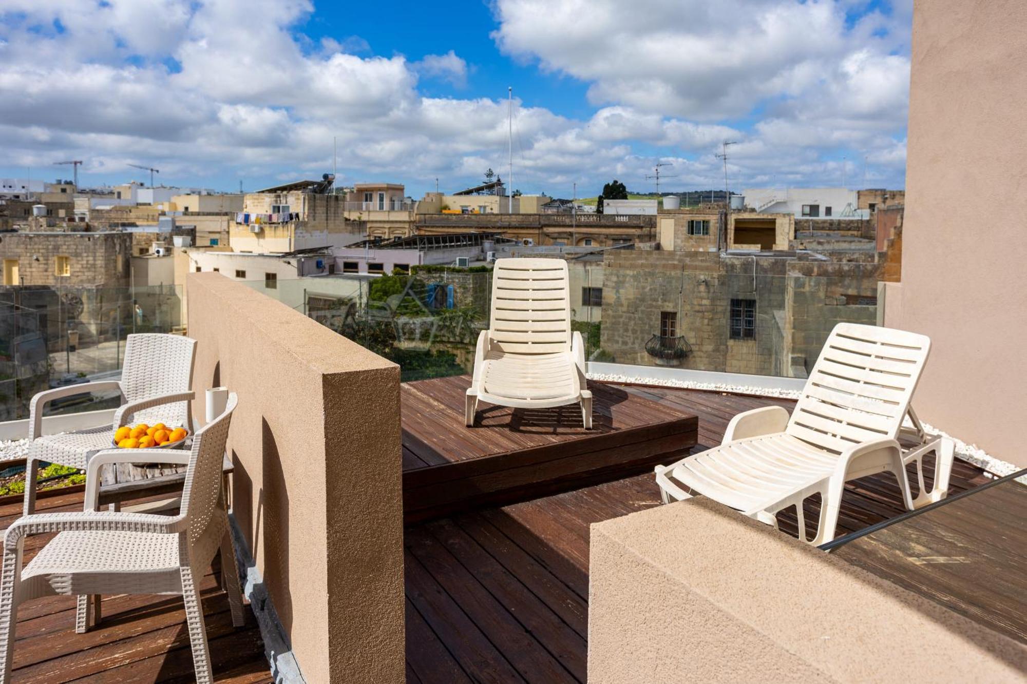 Villa Mosta Exterior photo