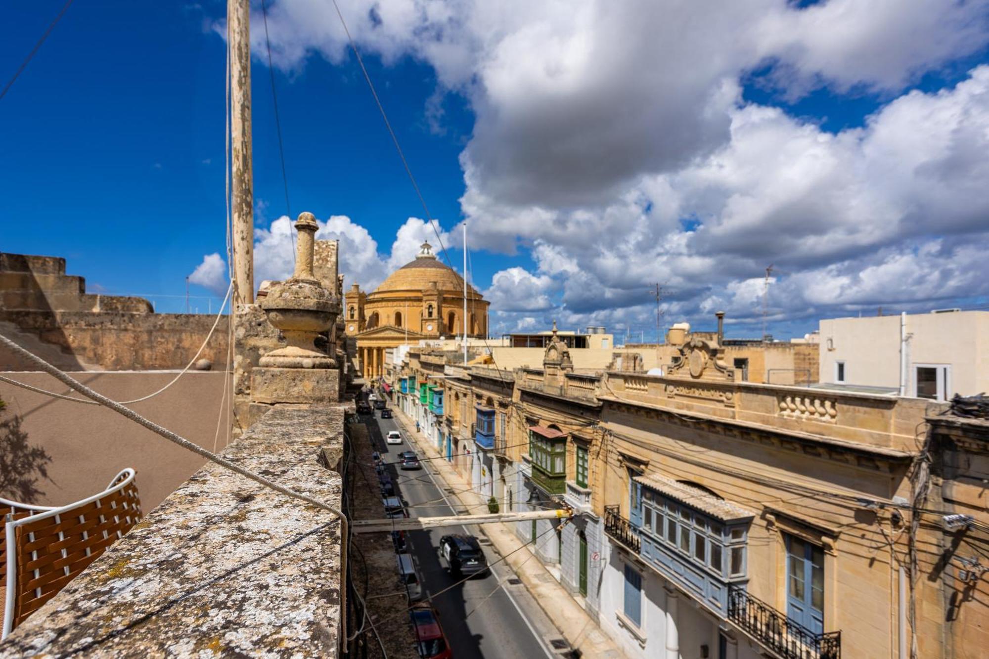 Villa Mosta Exterior photo